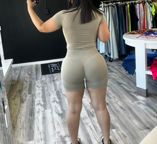 Nude Srunch Butt Short Set