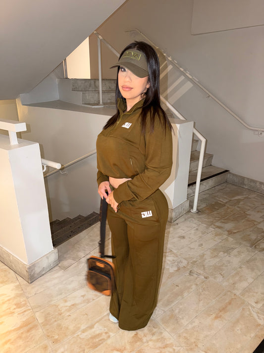 olive tracksuit 2 pieces
