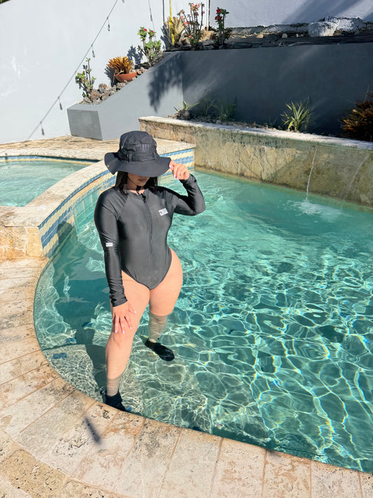 Black CURVY 2XL Swimwear Neckline Long-Sleeve