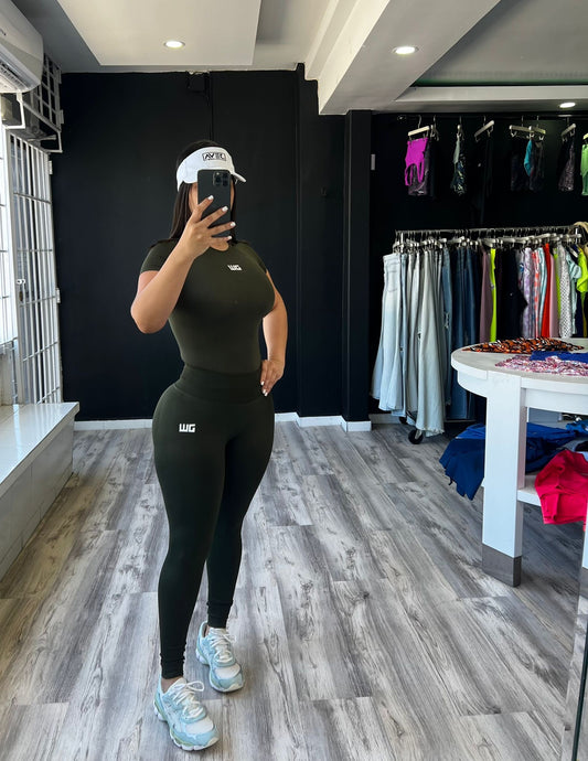 Olive Scrunch Butt Long Set