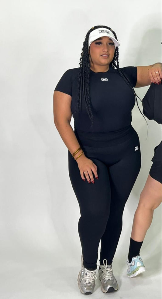 Black Scrunch Butt CURVY Long Set