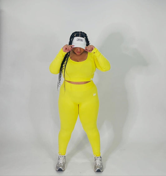 Banana Long-Sleeve CURVY Set